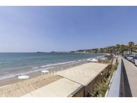 sanary – appartement t3/4 en rez-de-jardin avec vue mer et accès privé à la méditerranée