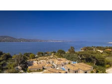 saint-tropez - gassin [ville] – exclusivité : superbe villa-appartement en duplex avec vue