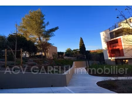 location appartement 2 pièces 39m² hyeres 83400