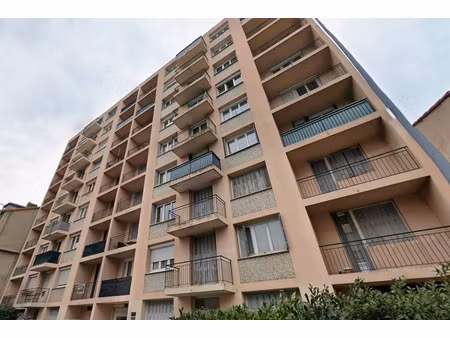 location appartement 4 pièces 71 m² à saint-étienne (42100)