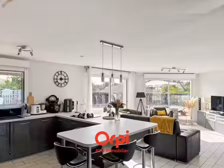 vente maison 4 pièces 133.98 m² à vaux (03190)  230 000 €