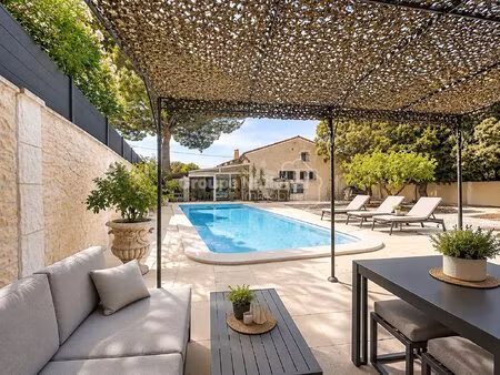 villa prestige 5 à 6 pièces 220 m² | piscine & prestations premium | sorgues (84700)