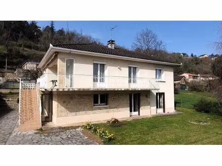 maison villefranche de rouergue 7 pièce(s) 174 m2