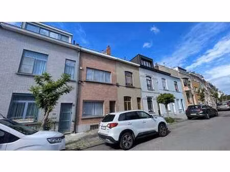 tomberg : agreable maison 3ch + grand jardin