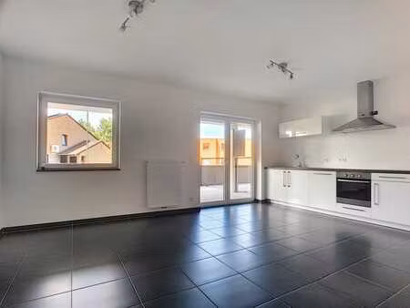 superbe appartement confortable avec jardin et terrasse rdc