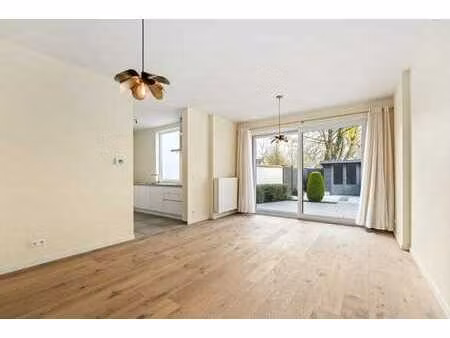 appartement avec grande terrasse à saint-gilles