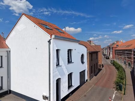 maison à vendre avec terrasse et jardin   waterloo (vbe50406)