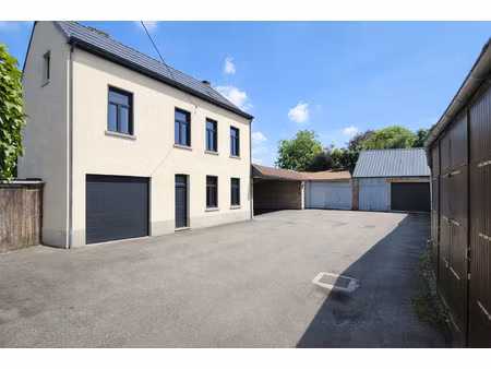 immeuble mixte à vendre avec terrasse et 8 chambres   nivelles (vbe50399)