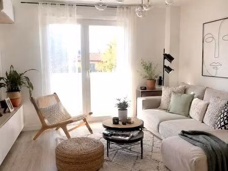 pantin – beau t2 récent de 45 5 m²