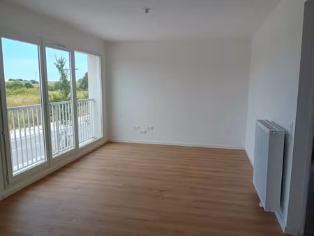 location appartement 2 pièces 40.83 m² à amiens (80000)  617 €