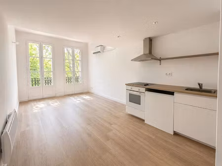 location appartement 2 pièces 33 m² à nimes (30000)  630 €