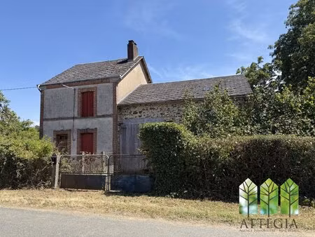 entre bonnat et aigurande  maison à rénover avec grange  dépe