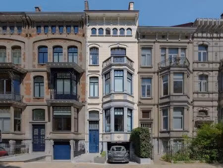 maison à vendre avec garage et terrasse   uccle (vbe50303)