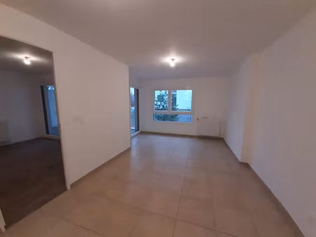 location appartement 2 pièces 43 m² à villeurbanne (69100)
