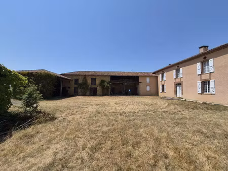 vente maison 5 pièces 130 m² castelnau-magnoac (65230)