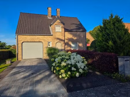 villa à vendre avec garage et terrasse   buzet (vbe50341)