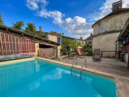 vente maison 8 pièces 281 m² à mazeray (17400)  299 000 €