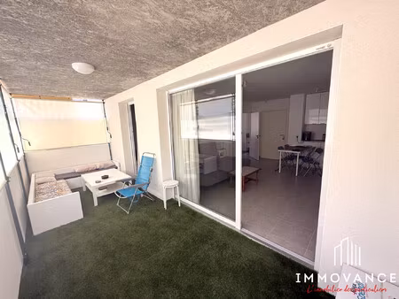 à vendre – t2 récent avec terrasse et deux parkings – bail