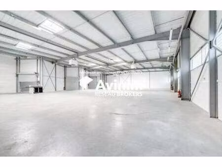 vente entrepôt boissy l aillerie 95650 350m²
