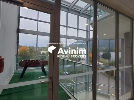 location bureaux 273 m²