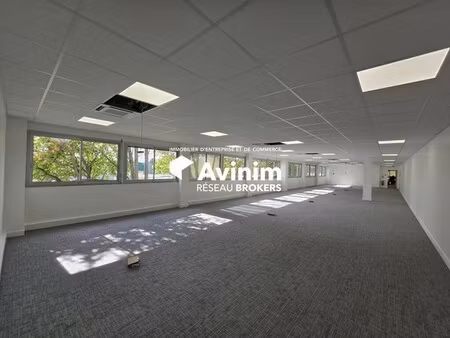 location bureaux 224 m²