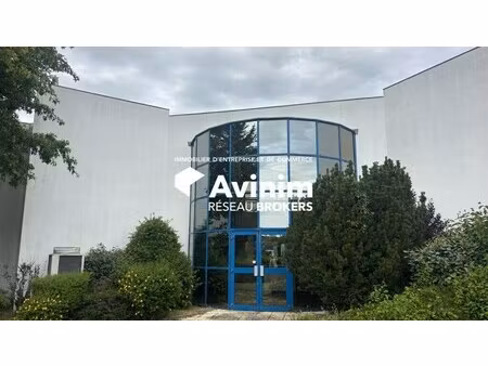location bureaux 400 m² à 1 260 m²