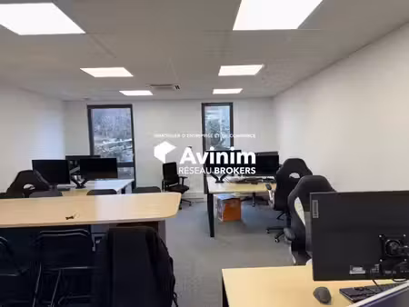 location bureaux oullins-pierre-bénite 69600 38m²