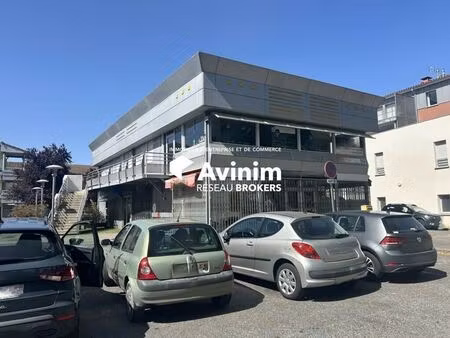 location commerce labarthe sur leze 31860 49m²