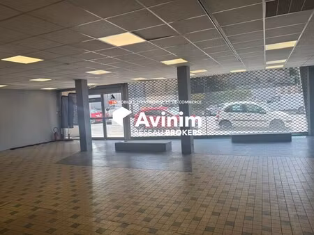 location commerce libourne 33500 530m²