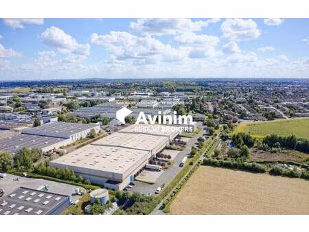 location entrepôt neuville en ferrain 59960 4300m² à 8600m²