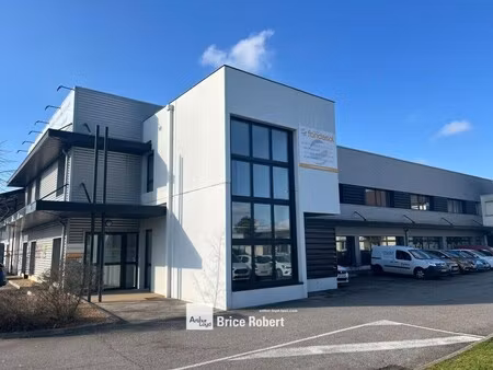 location local d'activités 629 m² à 2 909 m²