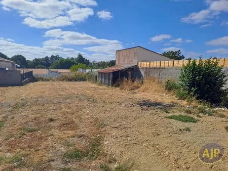 en vente terrain non constructible 655 m² – 55 000 € |froidfond