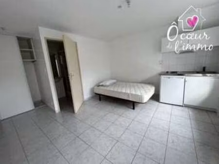 location appartement t1 à cholet (49300) : à louer t1 / 20m² cholet