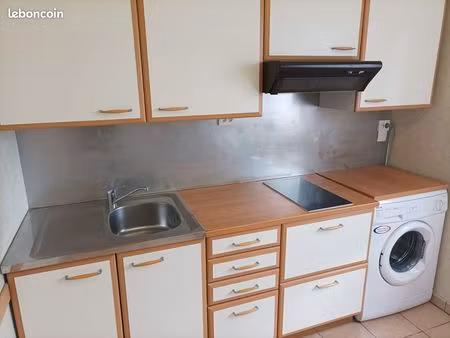 auxerre f1proche lycée fourrier/hôpital