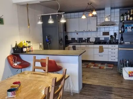 appartement f4 87m2 terrasse et balcon
