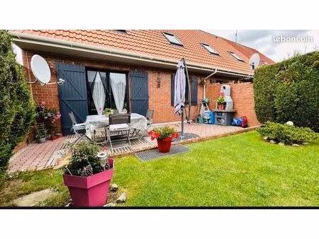 maison à louer 1080 cc