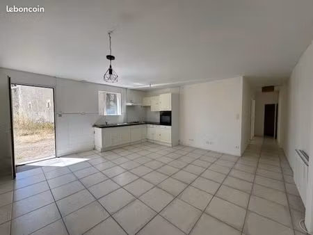 maison t3 de plain-pied 65 m² avec cour privative – 15 min de châtellerault