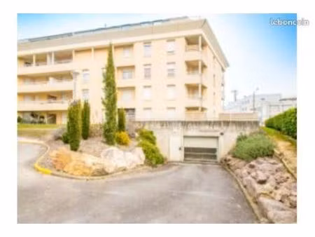 appartement 5 pièces 109 m²