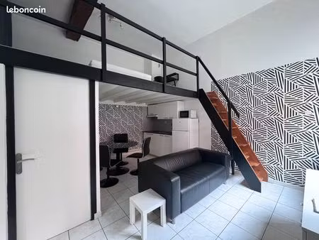 appartements t2 22 à 34m2 meublés  vieux lille  pour étudiants  à réserver pour le 1/8. à 