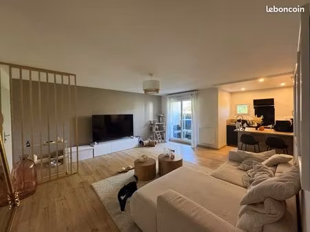 appartement t2bis à louer