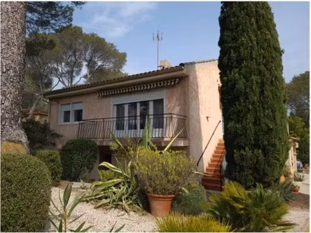 location appartement 2 pièces 50 m² à saint-raphaël (83530)
