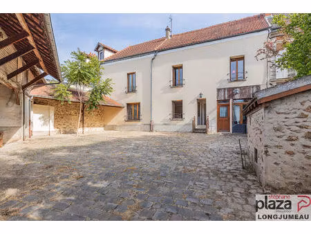 immeuble marcoussis 7 pièces