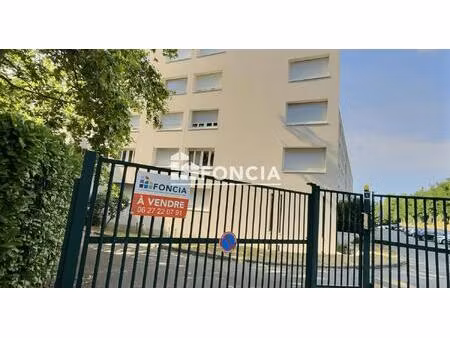 ste foy les lyon  t2 avec cave et parking