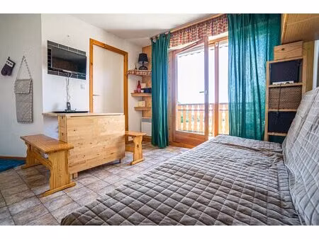 1 studio – 86000e – perdrix – 2377