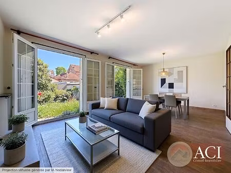 maison à usage d'habitation édifiée sur 339m2
