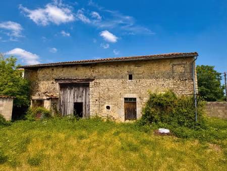 grange à vendre à voulême (86400) - vienne