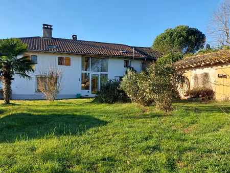 maison à vendre 7 pièces montauban (82) avec hangar de 150m²  6861m² de terrain avec une p
