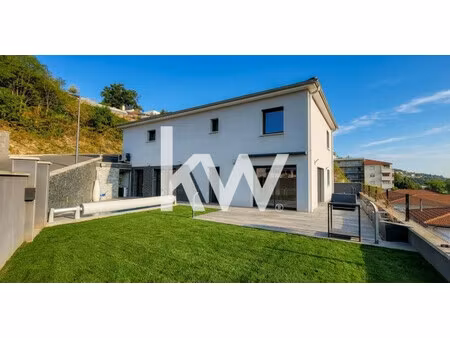 maison familliale récente de 155m²