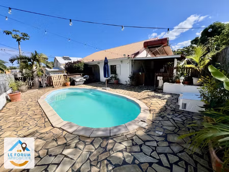 saint joseph 97480 - villa avec piscine - beaux volumes - re