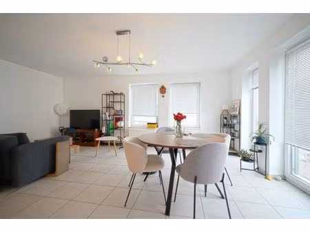 appartement à louer à rue du marché 4 huy (vbe50609)